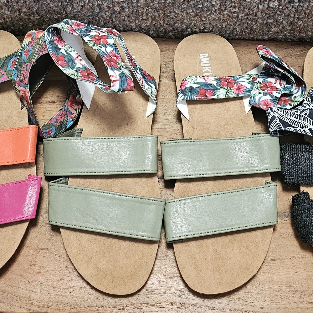 BUNDLE MUK LUKS Women's Sandals (3 Pairs)